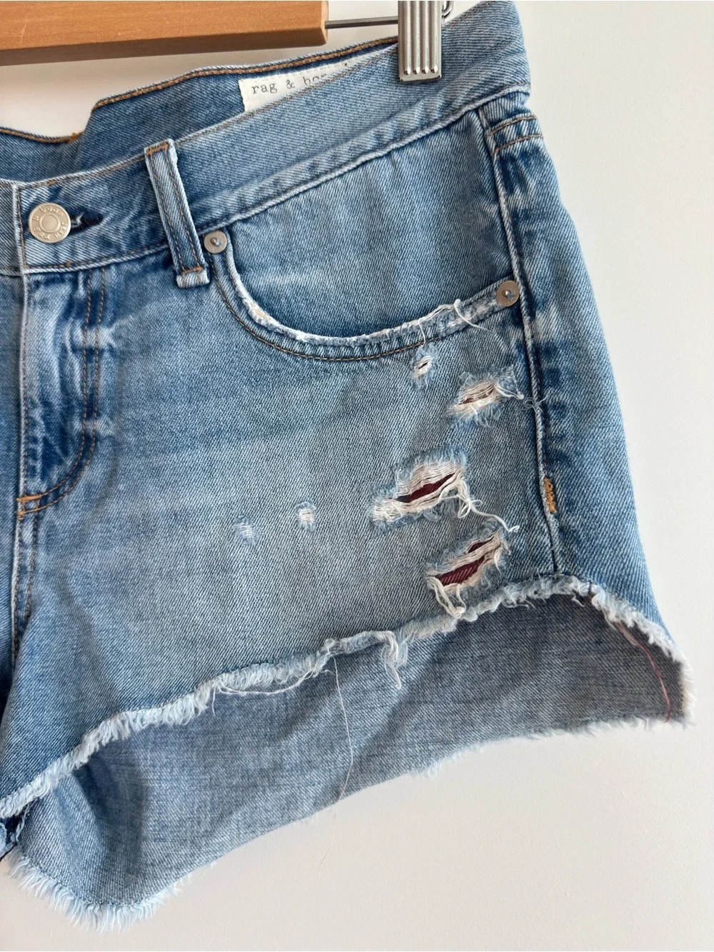 Rag & Bone Gunner Distressed Denim Shorts Size 26 Raw Hem Light Wash USA